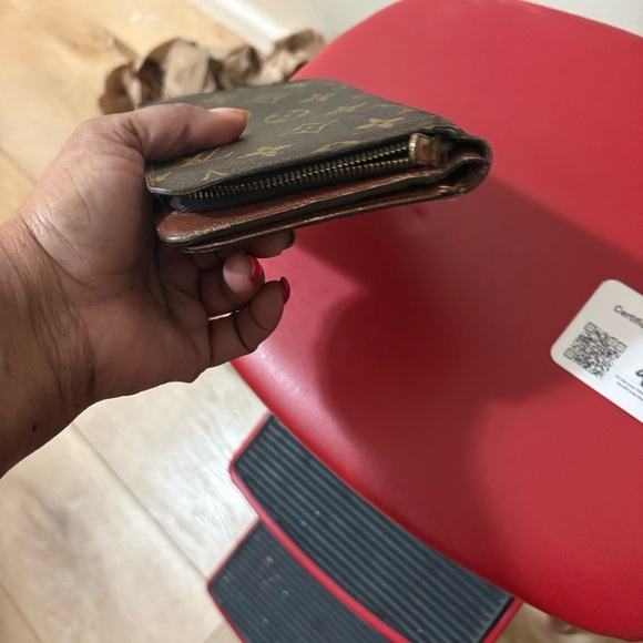 Louis Vuitton Brown and Gold Monogram Wallet authentic with COA - Picture 8 of 10